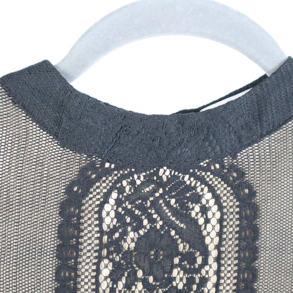 Laced Sleeveless Dress - Picture 6 of 8